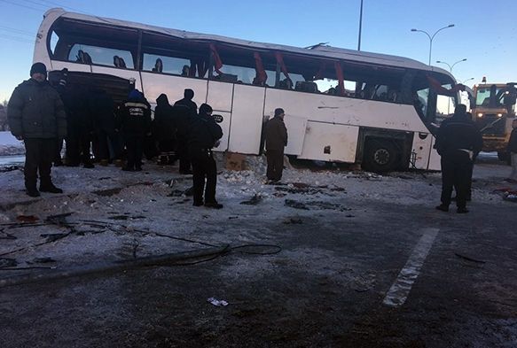 Konya'da öğrencileri taşıyan otobüs devrildi: 3 ölü, 40 yaralı